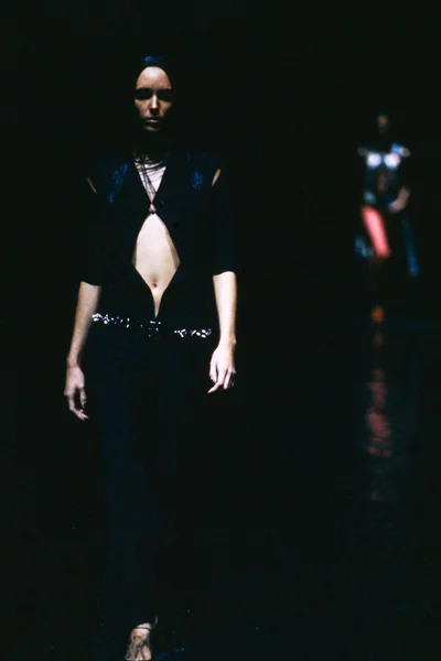 Look 4
